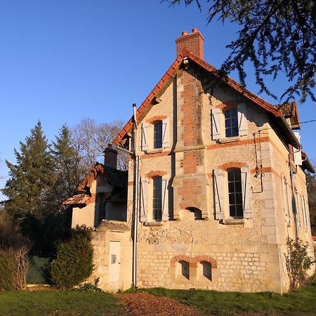 Maison La Demi-Lune Boulleret Exterior foto